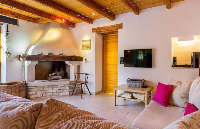 Beautiful Villa Consisting of two Houses With Private Pool, Near Pula and Beach - Foto 29