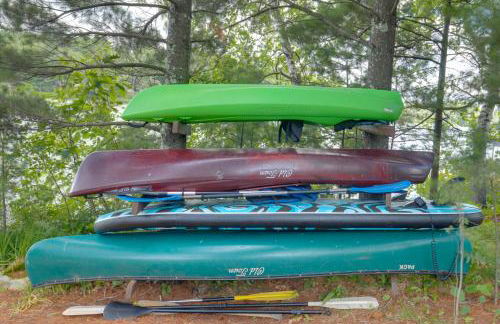 Lakefront Cabin with Private Dock and Fire Pit! - Foto 23