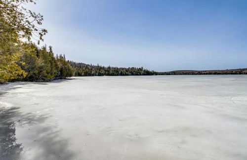 Family Cabin with Private Dock on Caribou Lake! - Foto 33