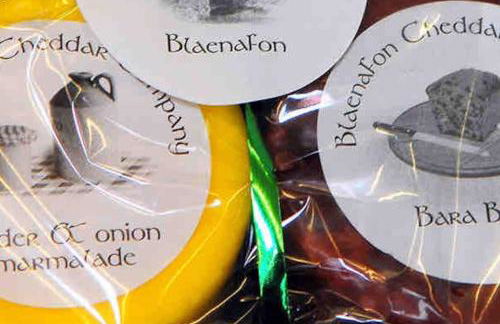 HOT TUB - Miners Cottage - edge of Brecon Beacons National Park - Heritage Town - Foto 21