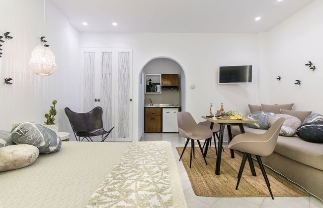 Exclusive Studios Naxos Town - Photo 3