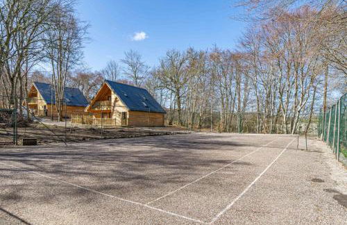 Breckland Lodge 3 with Hot Tub - Foto 27