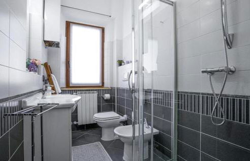 Amazing Apartment In Bettolle With Wifi - Photo 14