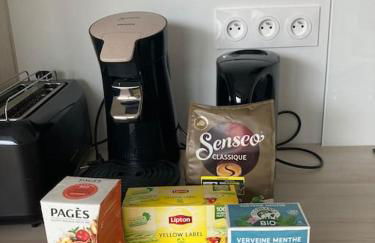 F2 neuf cosy et élégant avec terrasse, parking, WIFI - Foto 15