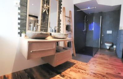 MONTAGNE-LAC&SPA (jacuzzi privé) (NOUVEAU) - Foto 4