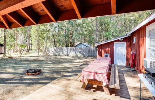 Less Than 2 Mi to Trinity Lake NorCal Getaway with BBQ - Foto 1