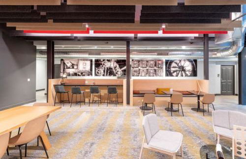 Cozy Luxury Apartment with Gym, Parking, and Rooftop - Foto 23