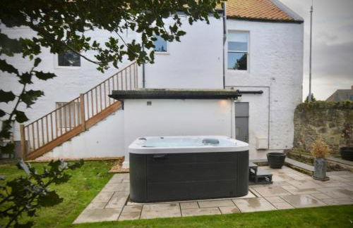 19th Century Luxury Lodge with Hot-Tub - Foto 4