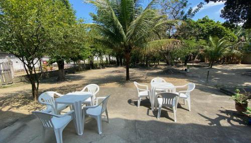 CASA inteira entre Guaratiba e Campo Grande, Rio de Janeiro, RJ - a 40 min da praia, próximo ao Estádio Miecimo da Silva e Park Shopping-Ideal para descanso, encontros, festa e lazer-3000 m2 - Foto 5, Garden view