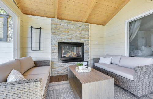 Waterfront Washington Getaway with Hot Tub and Deck! - Foto 18