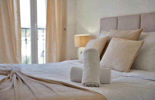 Palm Beach Residency - Beachside with Free Parking - Photo 24