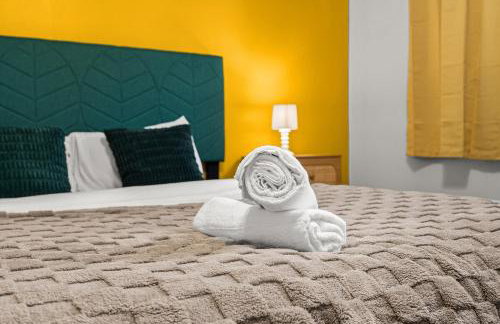 Charming 4BR Retreat in Arlington Sleeps 12 NearDC - Foto 38