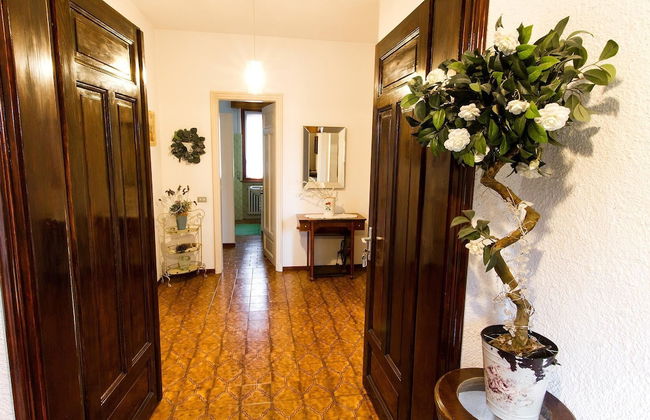 Connie s Apartment in Monvalle - Photo 20