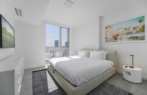 Stylish Stay in the Heart of Miami - Walk to Bayside & Bayfront Park - Foto 11