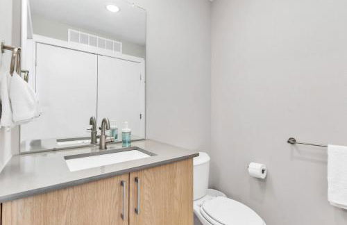 Lux 2BD with KINGS - Pier Views - Near Fishtown! - Foto 24