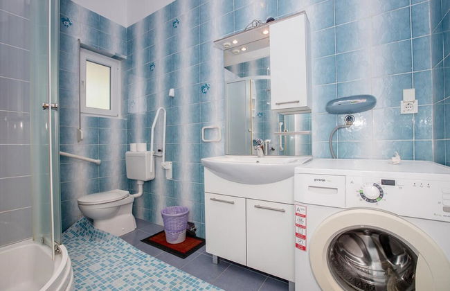 Charming Palit Kroatien Holiday House With Garden - Photo 13