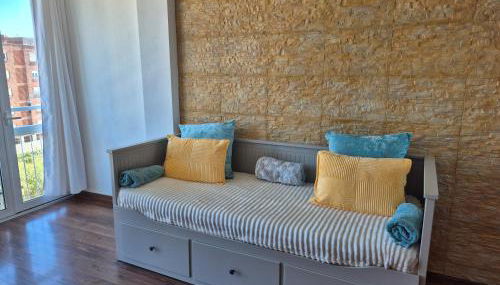 Vistas al mar y garaje cerca de BCN - Photo 3