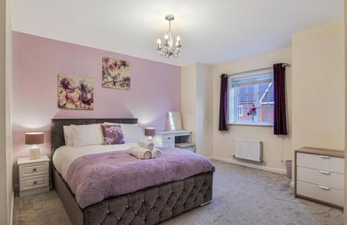 4Bed 3 Bath Home I Sleeps 7-9 I Family & Contractors I Parking - Foto 7