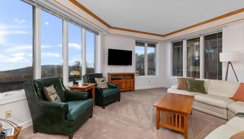 Highridge Court 19 with Wintergreen Advantage - Foto 2