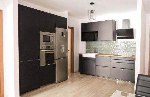 La Petite-home near AirPort-wifi-garage-elevator-homely - Foto 14