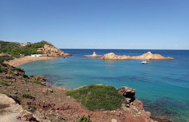Paseo en catamarán por el norte de Menorca - Foto 2