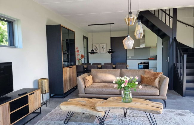 Luxurious Detached Water Villa With Jetty - Foto 14