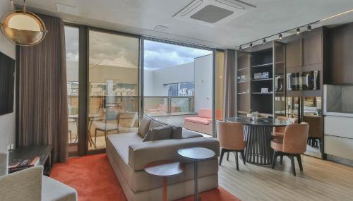 Loft alto padrão com varanda. - Foto 5