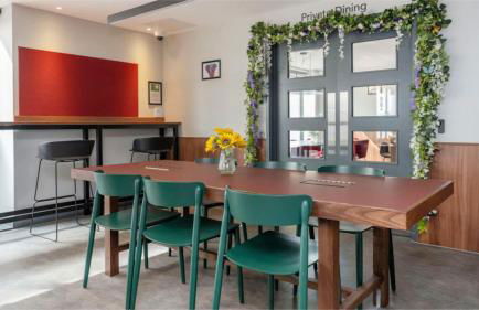 Students Only Straits Egham - 40 mins to Waterloo - Direct Bus to Heathrow - Foto 12