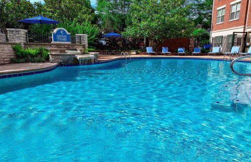 Landing Spectacular 2BD Clubhouse Pool - Foto 27