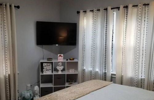 BLUE FLAMINGO'S CHARMING HOME-Heart of Tulsa2- Cherry St-Expo-11th - Foto 39