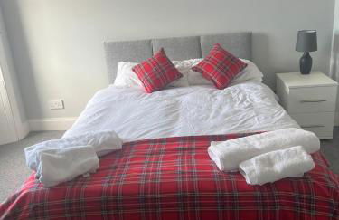 Our Salad Days Lochgilphead - Foto 16