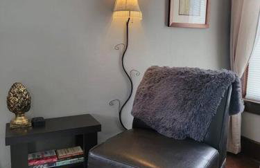 Beautiful Craftsman Style Home w/ Fenced Yard - Foto 8