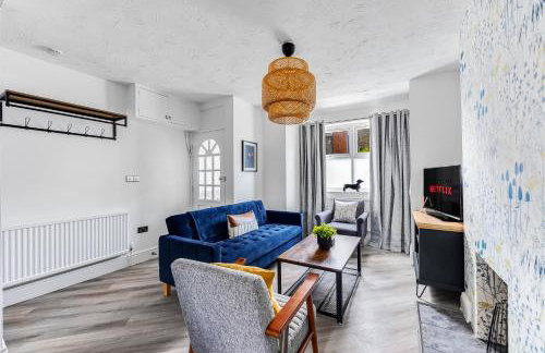 Spacious Bedford House Sleeps 6 Superfast WiFi Weekly Rates - Foto 16