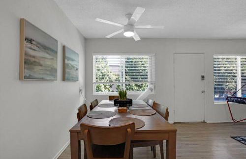 6th Haven, Arcade, King Bed, Games, 1 Mile to Beaches - Foto 19