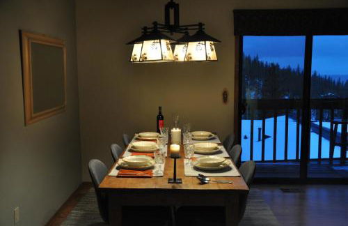 Bitterbrush - 400 Fairview Boulevard - very close to Diamond Peak and beaches - WSTR21-0086 - Tax ID W4900 - Max 7 people, 2 cars parking in carports - Foto 11