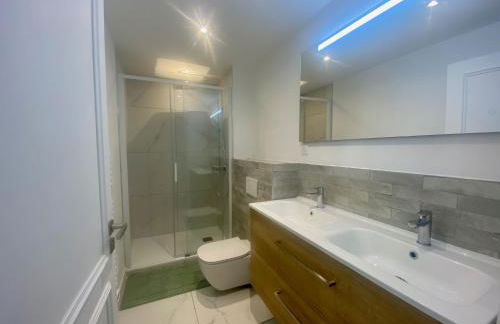 L'Eperonnette, cozy house with swimming pool, surrounded by vineyard, near St Emilion - Foto 10