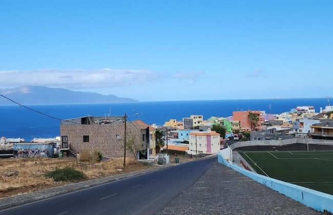 Casinha Nova - Entire Home With City & Ocean View in Sao Filipe - Foto 45