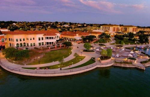 Rockwall Urban Oasis-Pool/Spa/Games/Park/Lakeside - Foto 79