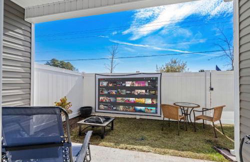 Little River 3BR Villa with Outdoor Movies & Fire Pit, Indoor Fire Place, Arcades, & Beach! - Foto 34