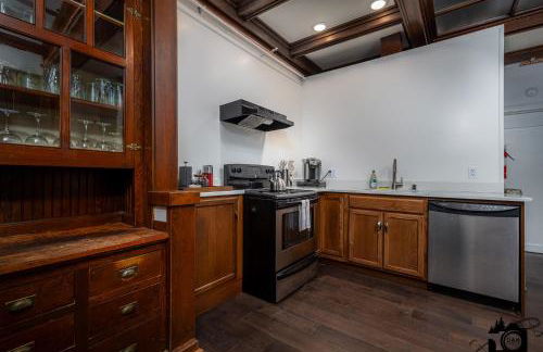 Brown & Hawkins Historical Apartments - Foto 9