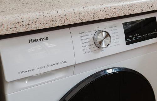 Modern and Stylish Home away from Home - Foto 38