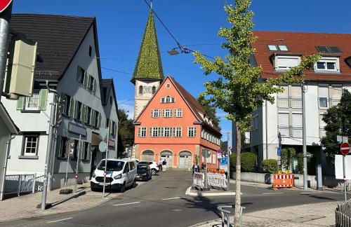 BELLA - Business&Family, Messe Flughafen in 5 min, SmartTV, Netflix, Waschmaschine, 24h Checkin, 35qm - Foto 45