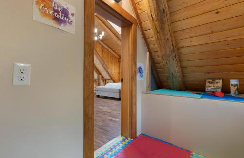 Riverside Retreat - Photo 26