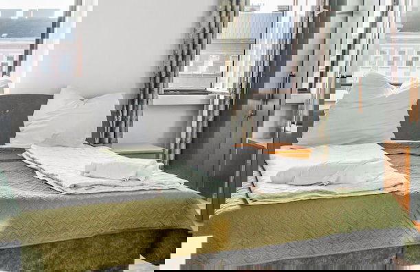 Shared 2BR Residence by Millennium Tower - Foto 12