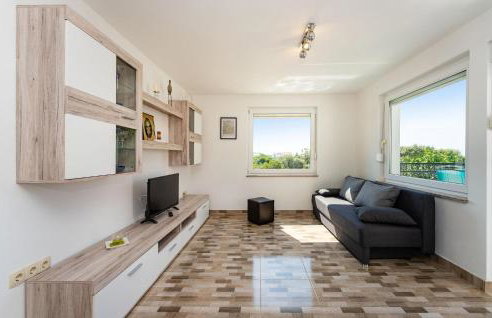 Cozy Home In Polaca With Wifi - Foto 4