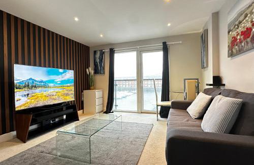 Beach Side APT with Home Cinema - Photo 2