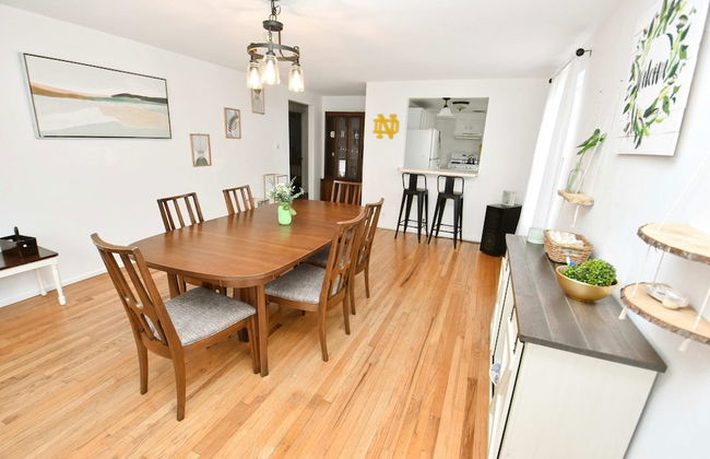 3 Bedroom 2 Bath Home Close to ND w Fire pit 1155 - Foto 7