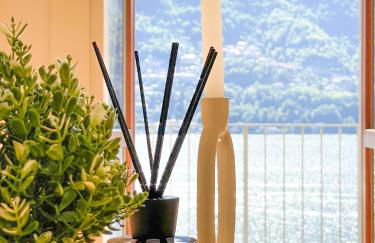 Villa Luminosa, Lake View & Private Parking - Foto 5