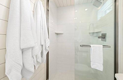 New The Wildflower Cozy Container Home - Foto 16
