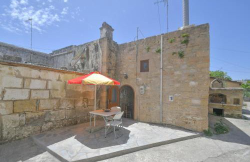 Stone house - Photo 2